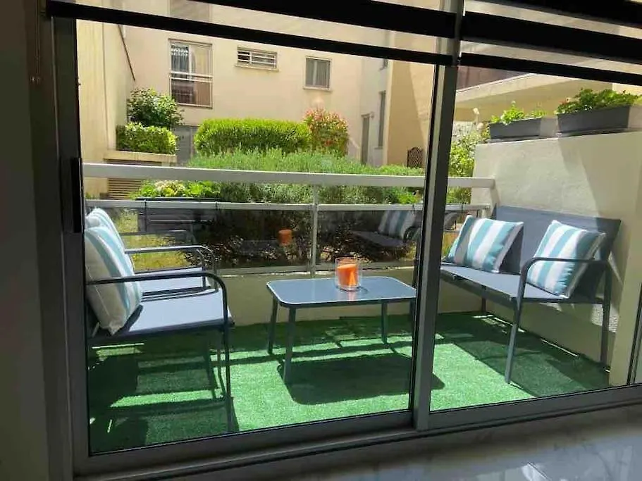 Superbe Appartement Carre Delfino Port De Nice France