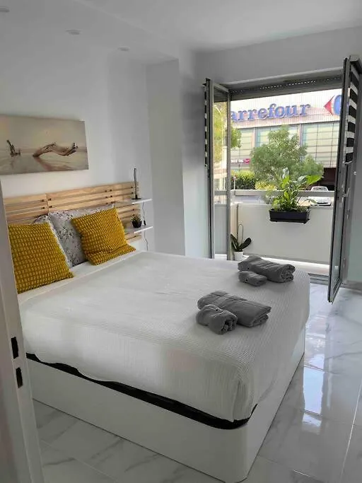 Superbe Appartement Carre Delfino Port De Nice Apartment