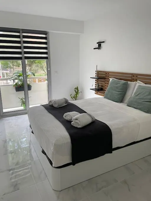 Superbe Appartement Carre Delfino Port De Nice France